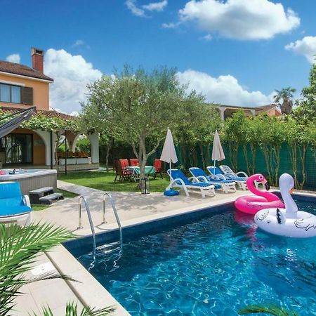 Villa Lukas Umag Exterior foto