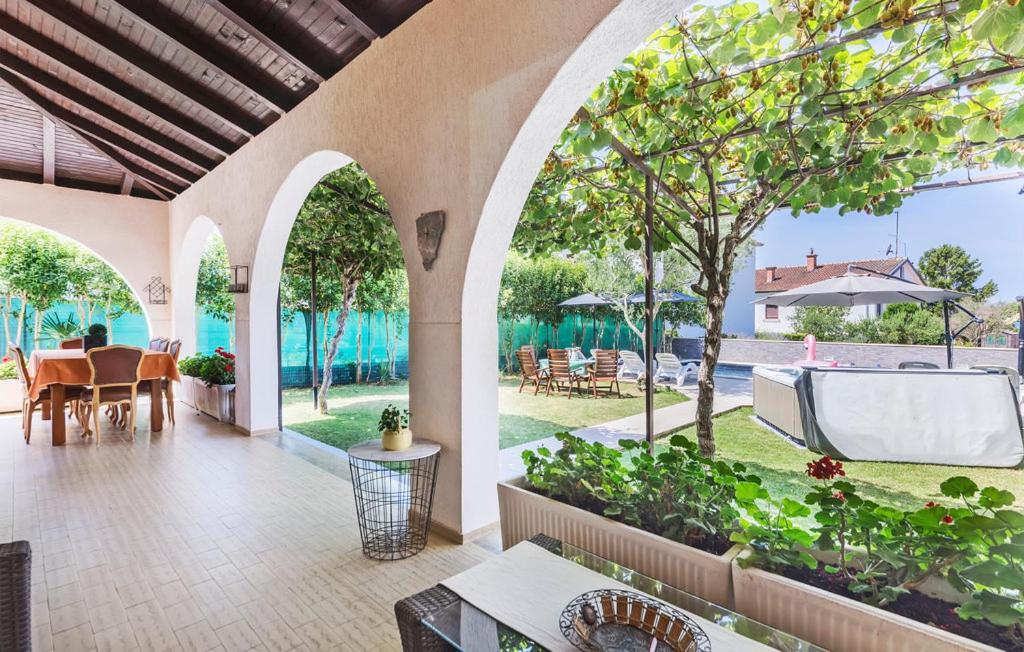 Villa Lukas Umag Exterior foto