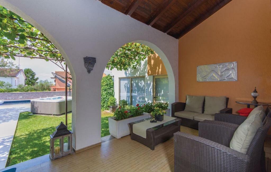 Villa Lukas Umag Exterior foto